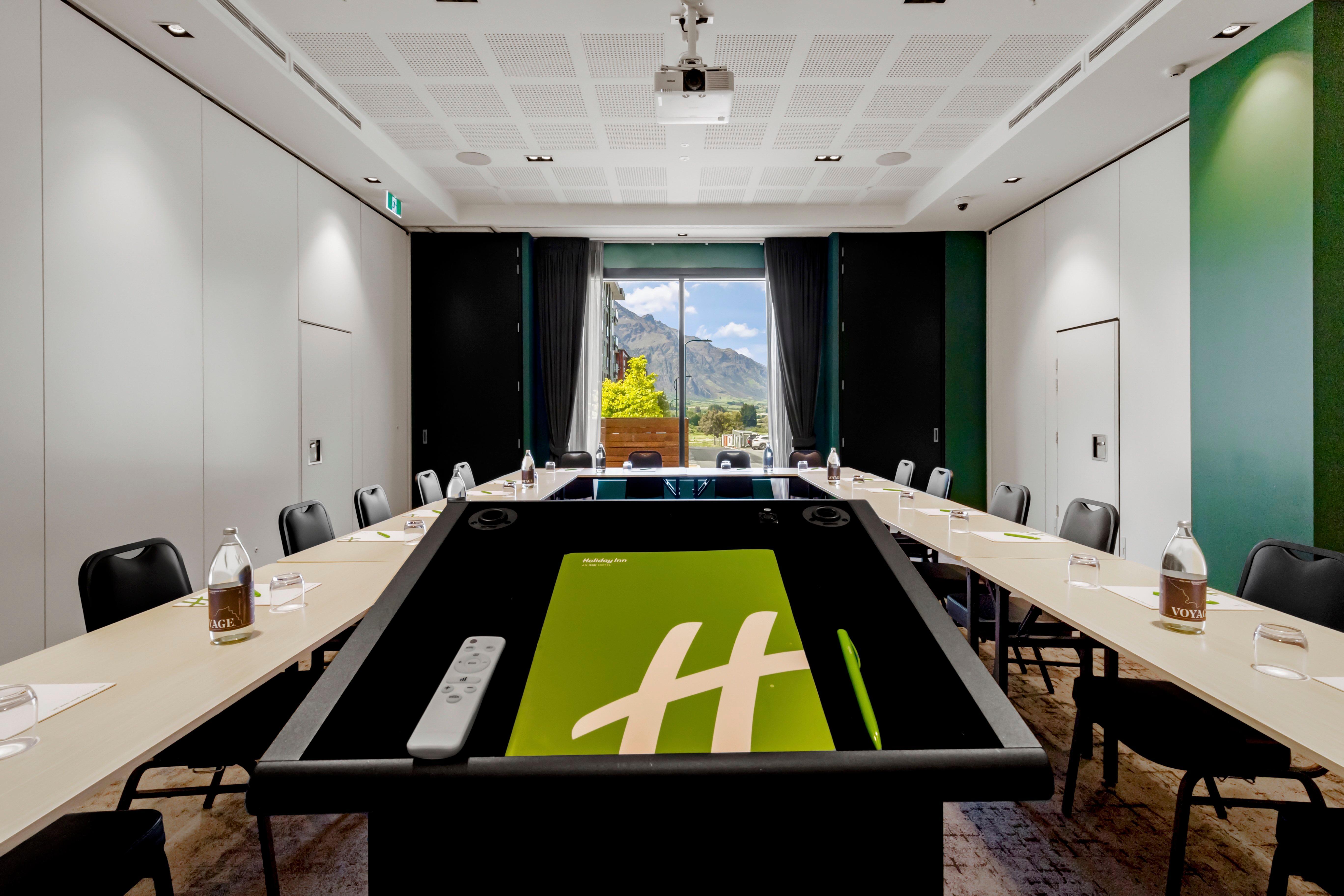 Holiday Inn Queenstown Remarkables Park Εξωτερικό φωτογραφία