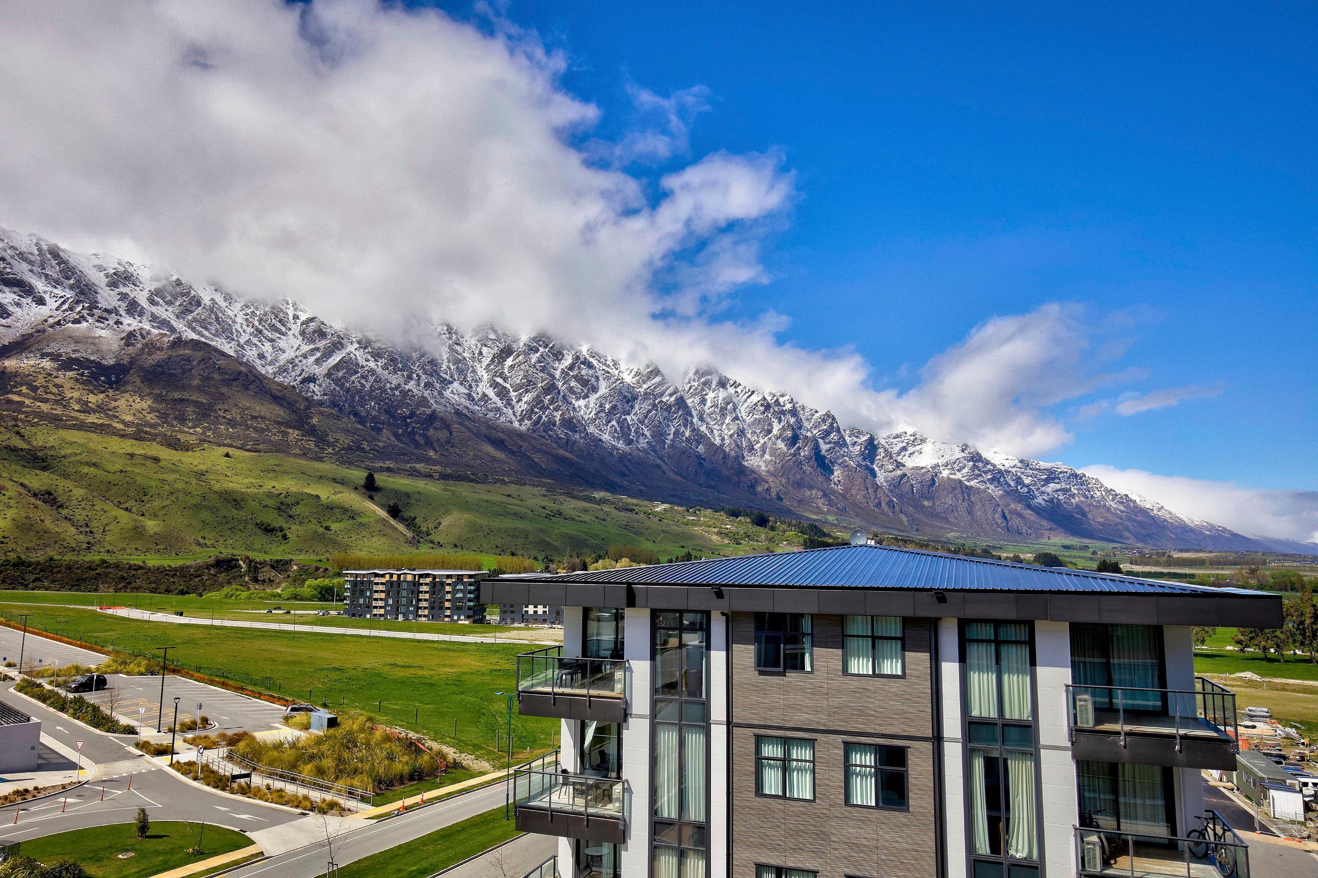 Holiday Inn Queenstown Remarkables Park Εξωτερικό φωτογραφία